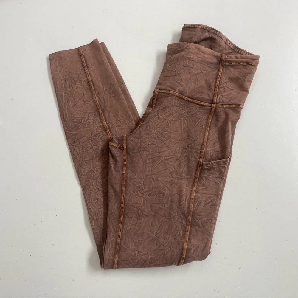 Lululemon Fast and Free Tight Leggings Side Pockets Ice Dye Wash Brown Earth 25”